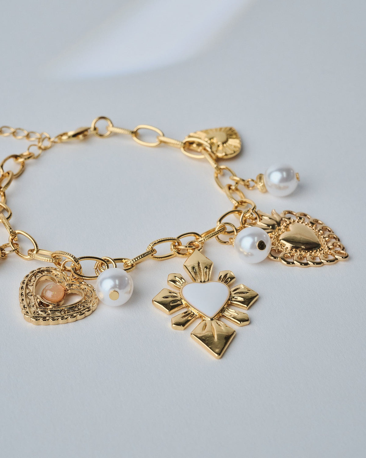 16K Plated Sacred Heart Bracelet