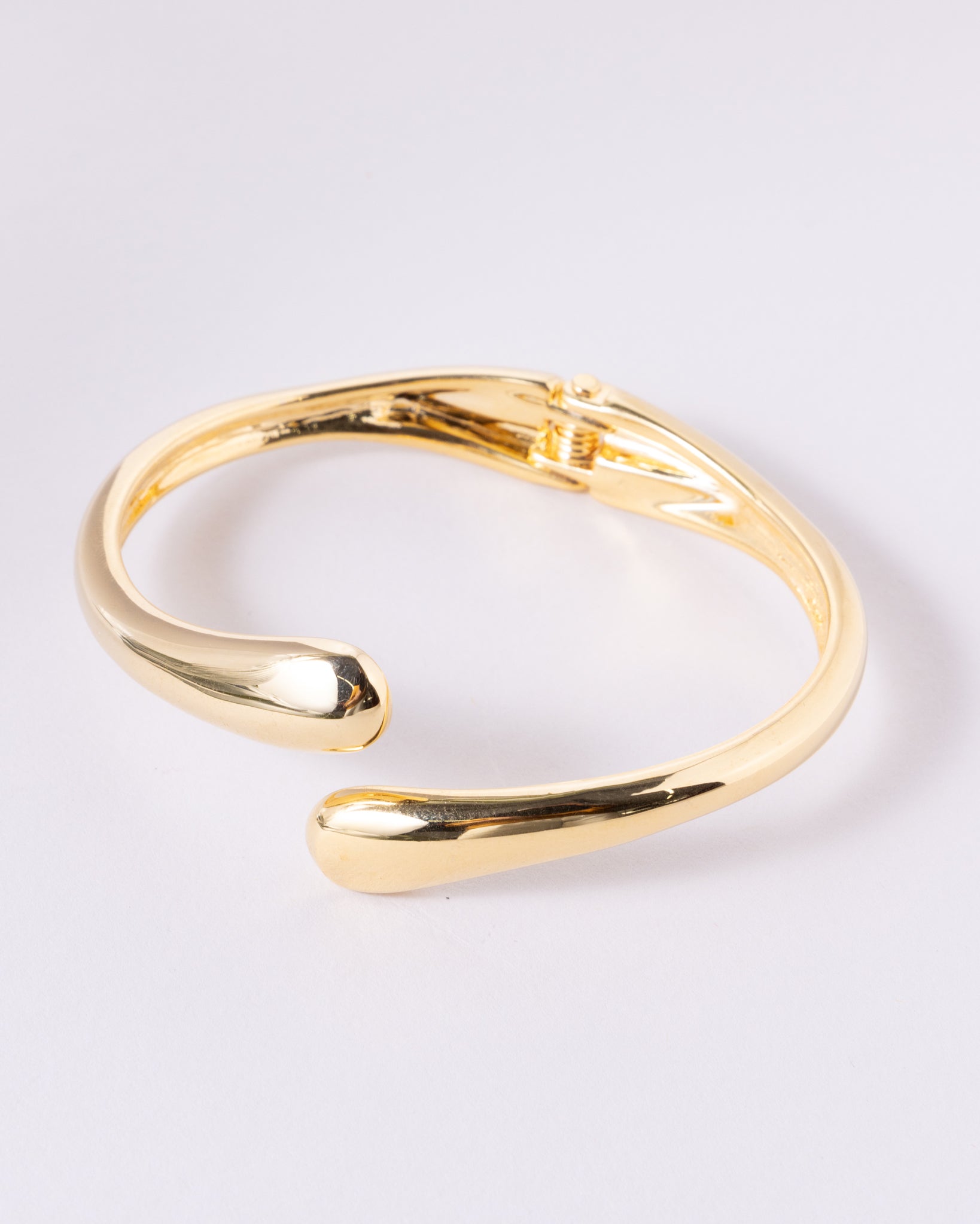18K Plated Ferro Bangle