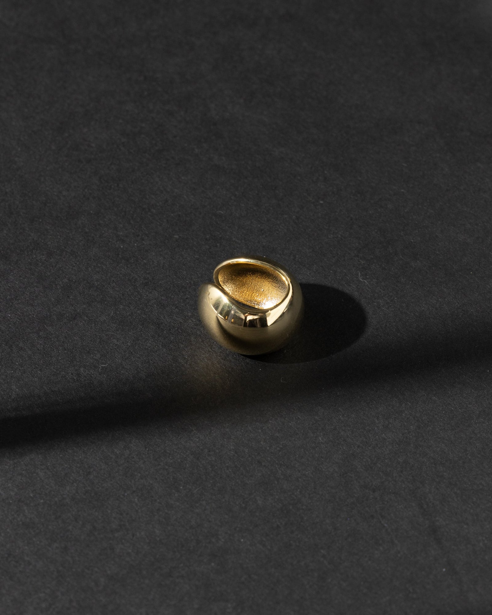 16K Plated Enzo Earcuff