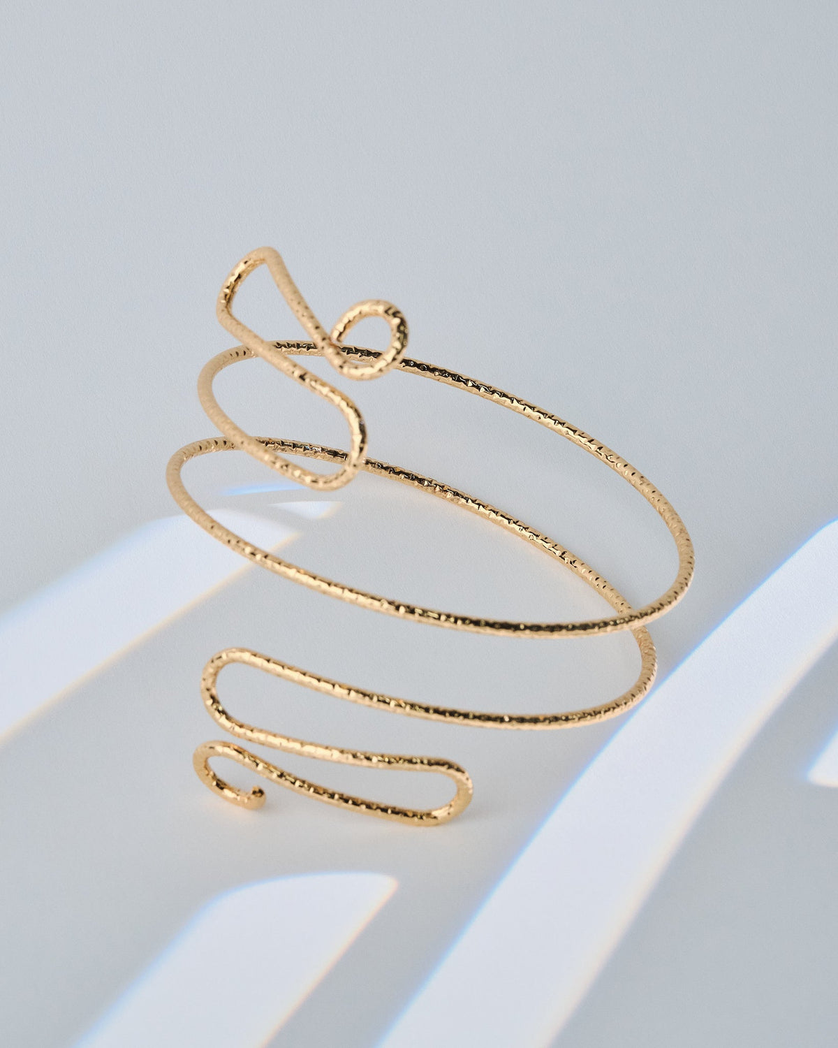 16K Plated Egypt Armband