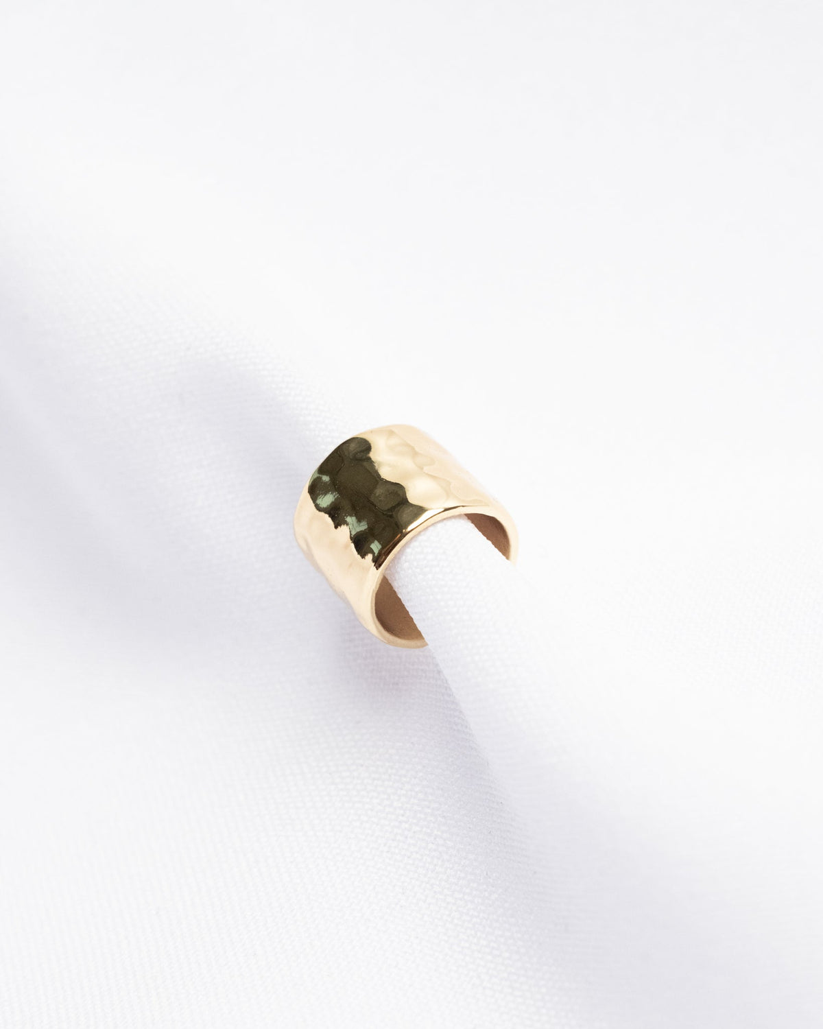 16K Plated Andrea Earcuff